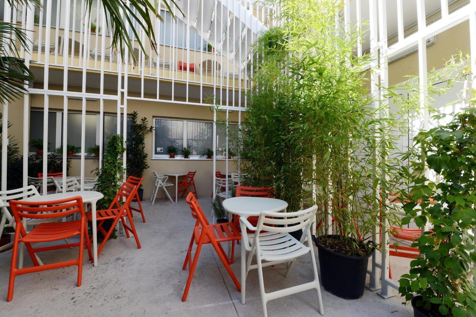 Hostel Boutique Forum *